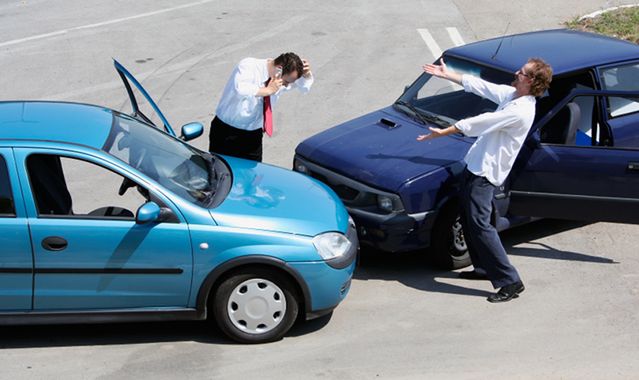 Wsiadając za kierownicę sprawdź, czy auto ma OC