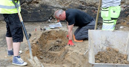 Warszawa. Na terenie dawnego więzienia przy Rakowieckiej odkryto ludzkie szczątki