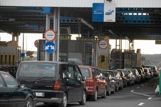 Próbował przewieźć przez granicę 20 tys. euro. Zapłaci 5 tys. złotych mandatu