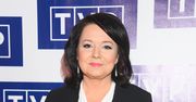 Danuta Holecka w ciekawej stylizacji. "Wiadomości" prowadziła w krawacie