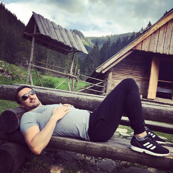 Sebastian Karpiel-Bułecka pokazał zdjęcie z córką