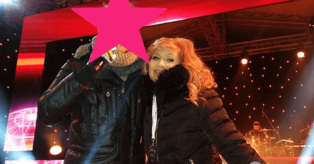 Katarzyna Skrzynecka pokazała zdjęcia swojego Sylwestra. Spędziła go w towarzystwie przystojnego aktora