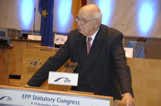 Paul Volcker nie żyje. Legendarny szef Fed miał 92 lata