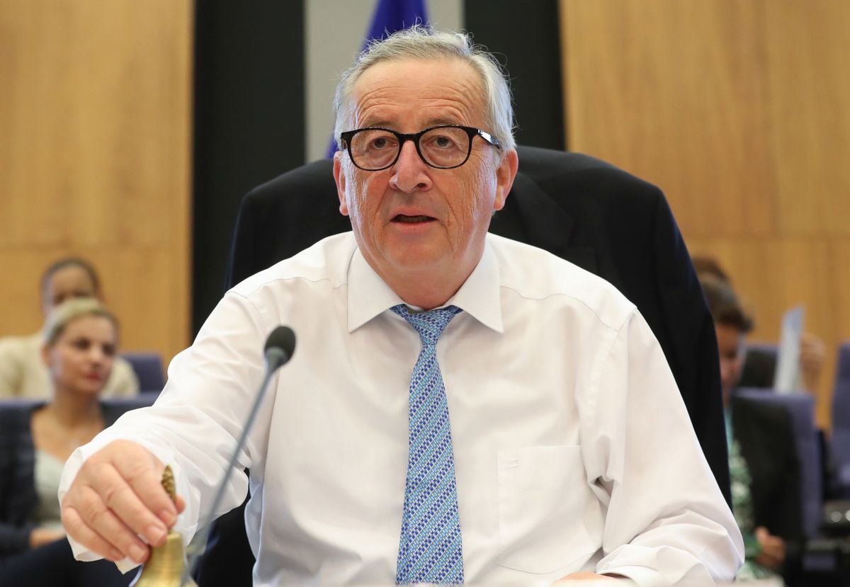 Jean-Claude Juncker pod wpływem alkoholu na szczycie NATO? Szef Komisji Europejskiej zaprzecza