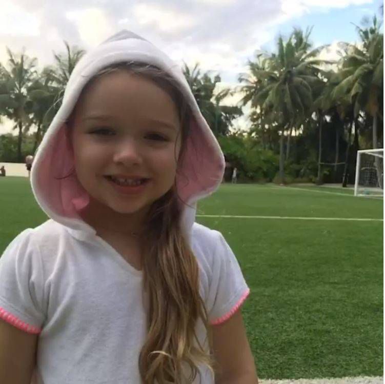 mała Harper Beckham