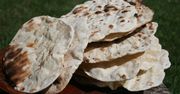 Grillowe pszenne placki na kefirze. Konkurencja dla chrupkiego pieczywa