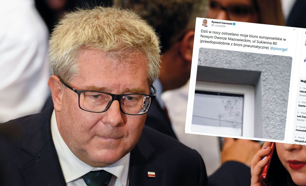 Europoseł PiS Ryszard Czarnecki: w nocy ostrzelano moje biuro w Nowym Dworze Mazowieckim