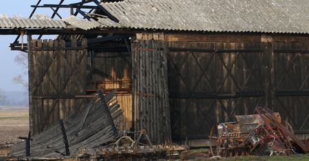 Seryjny podpalacz grasuje na Mazowszu. "Straciliśmy dorobek całego życia"