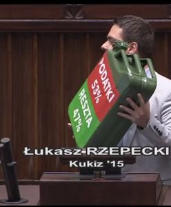 Posłowie dyskutowali o biopaliwach. Rzepecki wymachiwał... kanistrem