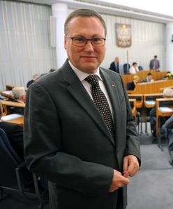 Milioner Bierecki. Senator PiS ma gigantyczne oszczędności i... fiata 126 p