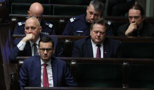 Najnowszy sondaż: notowania PiS w dół, premiera - w górę