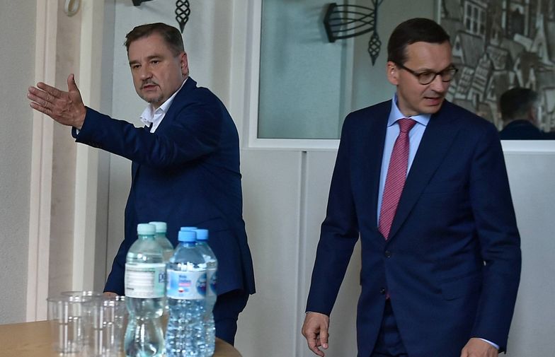 Mateusz Morawiecki i Piotr Duda - zmiana w zakazie handlu może poróżnić premiera i lidera "Solidarności"