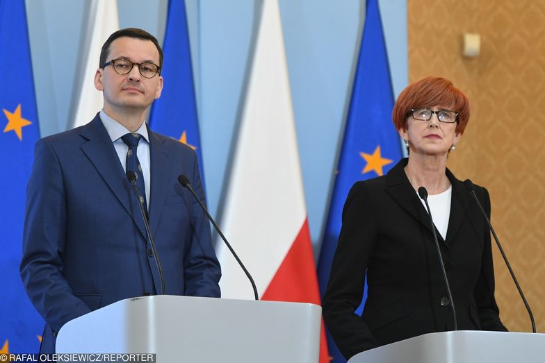 OFE do likwidacji. Na zdj. minister rodziny Elżbieta Rafalska (P) i premier Mateusz Morawiecki (L)