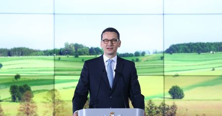 Morawiecki pozbywa się ludzi. Podziękował 17 osobom