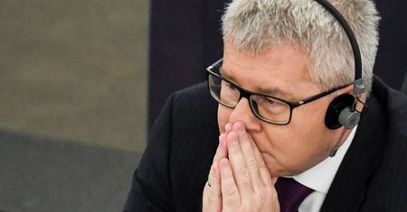 Ryszard Czarnecki znów ukarany. "Naraził na szwank wiarygodność PE"
