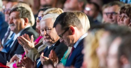 Morawiecki wygryzie Dudę? "Kaczyński obiecał"