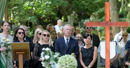 Ponowny pogrzeb Arkadiusza Rybickiego. "Państwo polskie zawiodło"