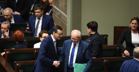 Nieoficjalnie: Polska nie musi notyfikować ustawy o cenach prądu. Do niedawna KE przekonywała, że to obowiązek
