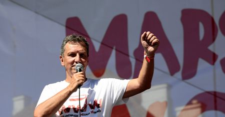 Politycy mają wolny wybór. Mogą wyjść z każdego studia