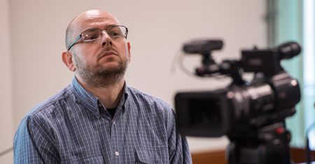 Paweł Adamowicz raniony nożem. Główny hejter WOŚP obwinia Owsiaka