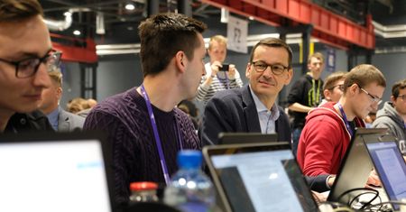 Fiskus szuka informatyków. Płaci 13 tys. zł miesięcznie