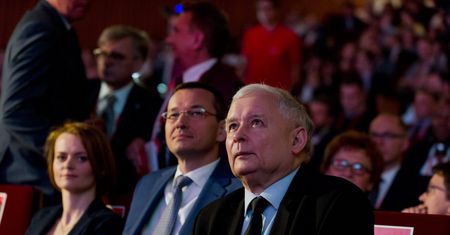 Stare obietnice, nowe otwarcie