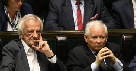 Ryszard Terlecki z PiS godzinę po exposé w pył obrócił zapowiedź premiera Morawieckiego
