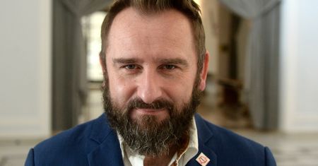Wybory parlamentarne 2019. Martwe dusze na listach poparcia Piotra Liroya-Marca. Wkracza PKW