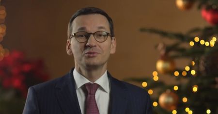 Morawiecki składa życzenia. "Spełnionej nadziei na lepsze jutro"