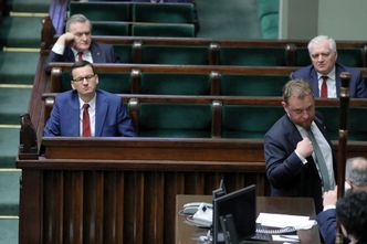 Tarcza antykryzysowa a umowa zlecenie. Kto otrzyma pomoc? Jak to działa?