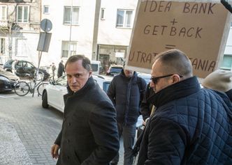 GetBack. Poszkodowani chcą odzyskać pieniądze. "Powitali" Leszka Czarneckiego przed prokuraturą