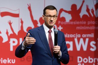 Składka ZUS. Morawiecki obiecuje obniżkę. Ujawnia, kiedy