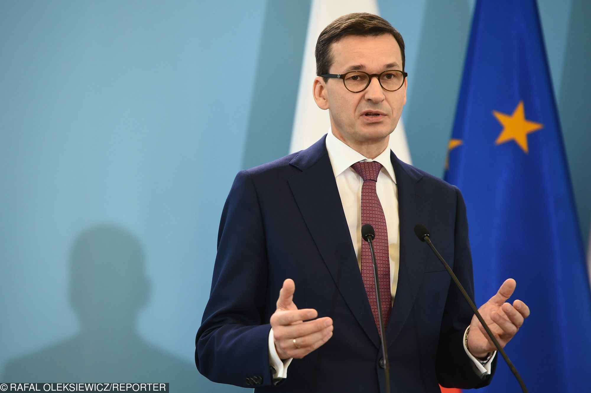 - Zbliżają się wybory. To atak na nas czysto wyborczy - przekonywał premier.