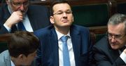 Morawiecki podbija stawkę. Będą trzy podwyżki dla nauczycieli