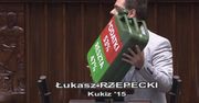 Posłowie dyskutowali o biopaliwach. Rzepecki wymachiwał... kanistrem