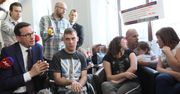 Sondaż. Podniesienie podatku najbogatszym na rzecz niepełnosprawnych. Pomysł spodobał się Polakom