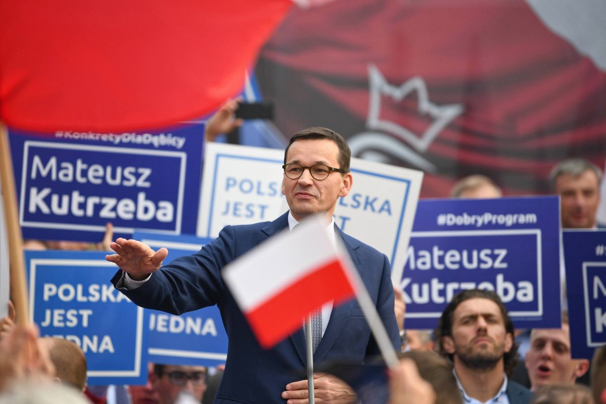 Mateusz Morawiecki: "Poglądy ojca są błędne i niewłaściwe"