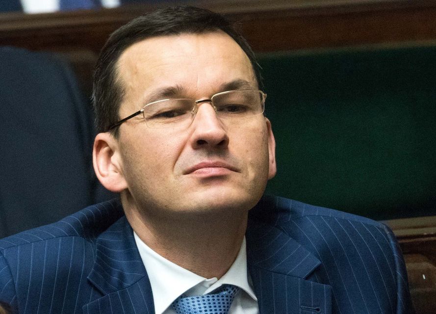 Nasz sondaż. Polacy za wyprawką i emeryturą dla matek. Pomysły Morawieckiego podobają się wyborcom