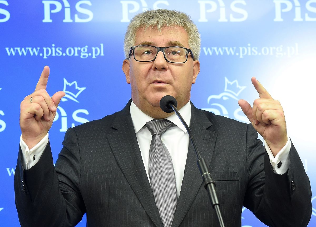 Ryszard Czarnecki nie rozumie zachowania Fransa Timmermansa. "Zachowuje się jak wróg Europy"
