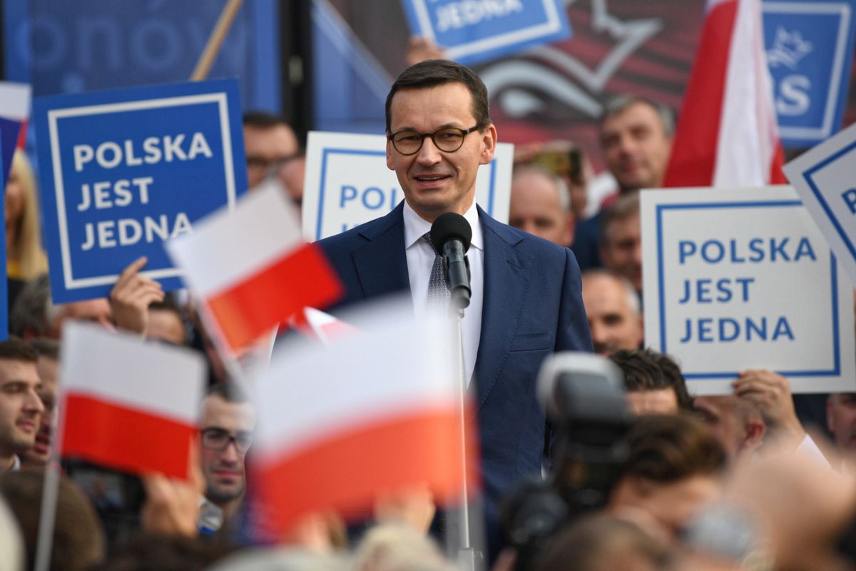 Mateusz Morawiecki wbija szpilę Donaldowi Tuskowi. "Nie haratamy w gałę, ciężko pracujemy"