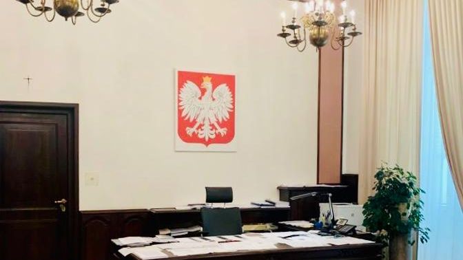 Biurko Mateusza Morawieckiego.