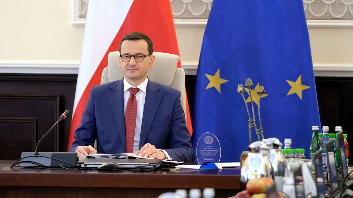 Rada Ministrów błyskawicznie przyjęła projekt nowelizacji ustawy oświatowej, który zmienia zasady dopuszczania do matury