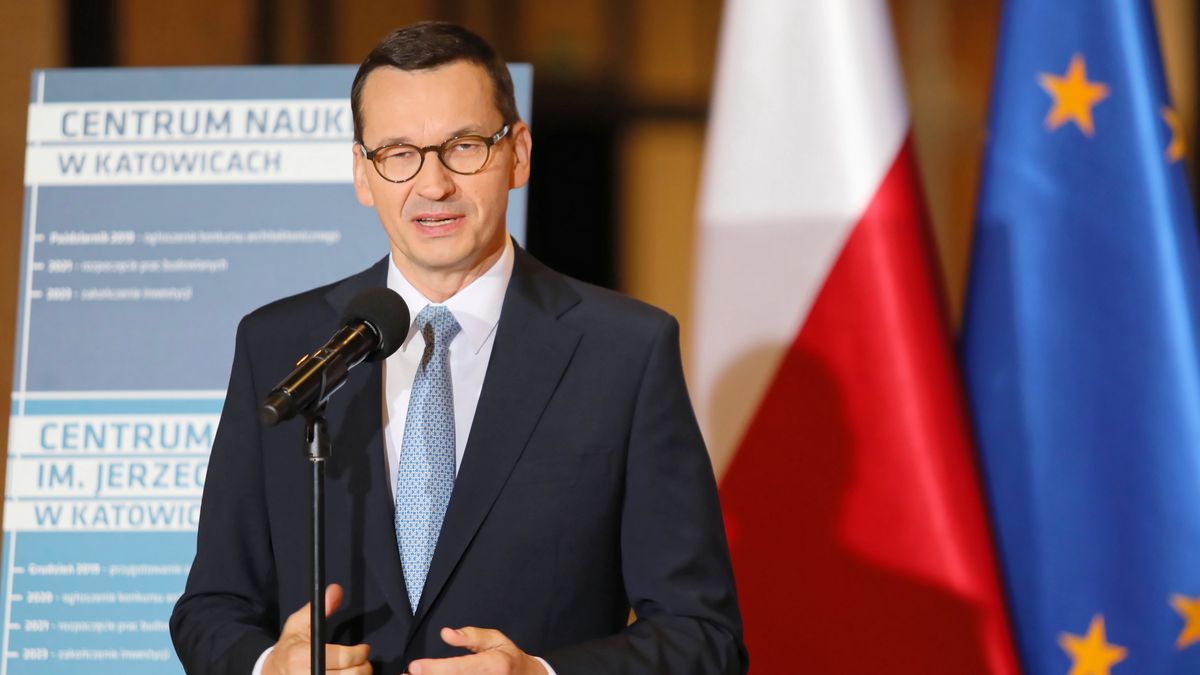 Mateusz Morawiecki wierzy, że programy rządu dla przedsiębiorców pozwolą im poradzić sobie z podwyżką płacy minimalnej