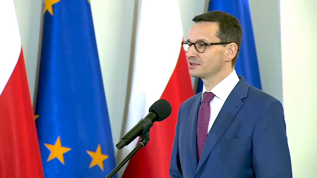 Mateusz Morawiecki przekonuje Amerykanów do reformy sądownictwa. Pisze o nepotyzmie i korupcji