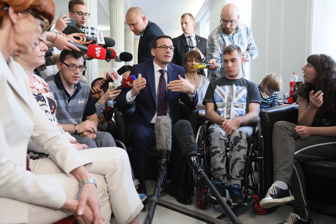 Morawiecki zapowiada "daninę solidarnościową"