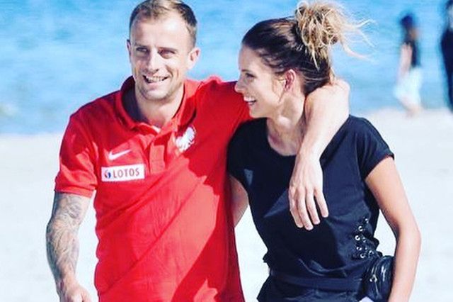 Kamil Grosicki chwali się żoną. Odpowiada, czy zagraża Annie Lewandowskiej