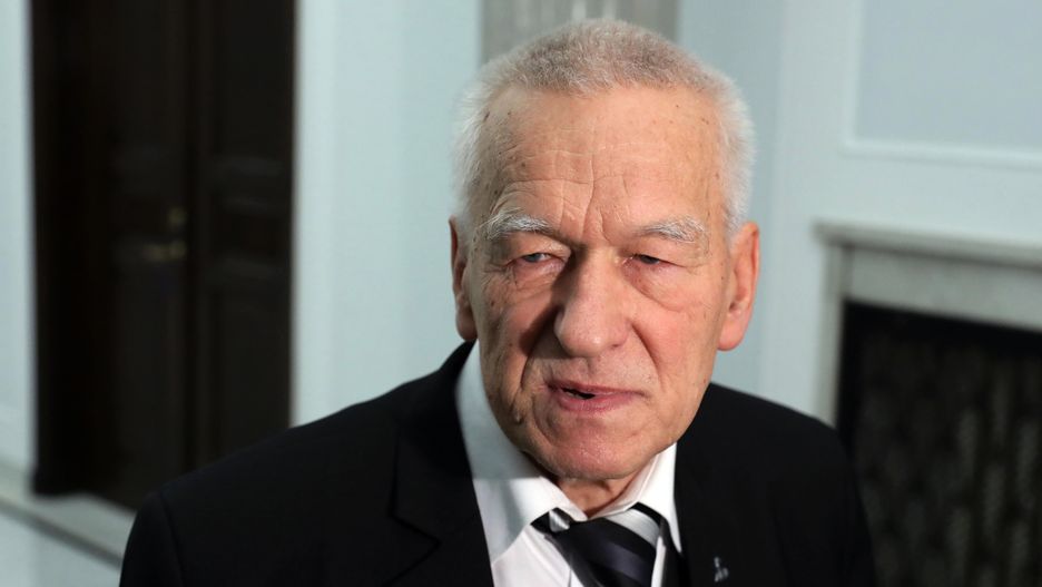 Kornel Morawiecki powiedział też, jaka jest różnica między nim a jego synem