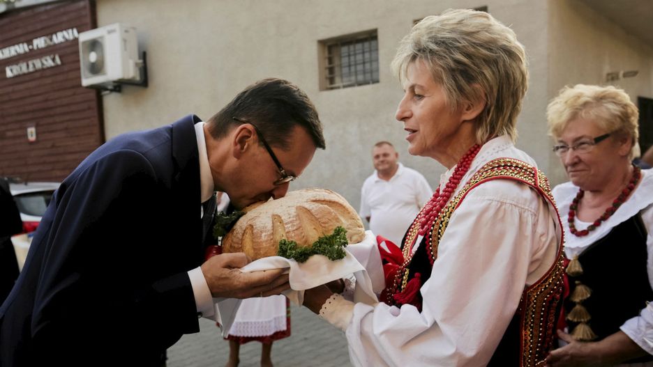 Premier Mateusz Morawiecki weźmie dziś udział w festynie rolniczym "Wdzięczni polskiej wsi".