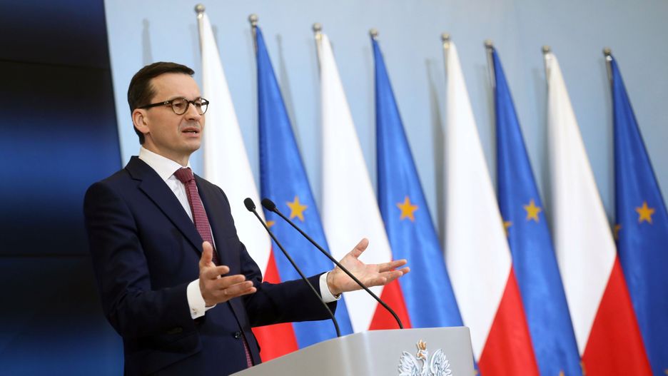 Mateusz Morawiecki domaga się, by Timmermans "przyjrzał się" krakowskiemu sądowi