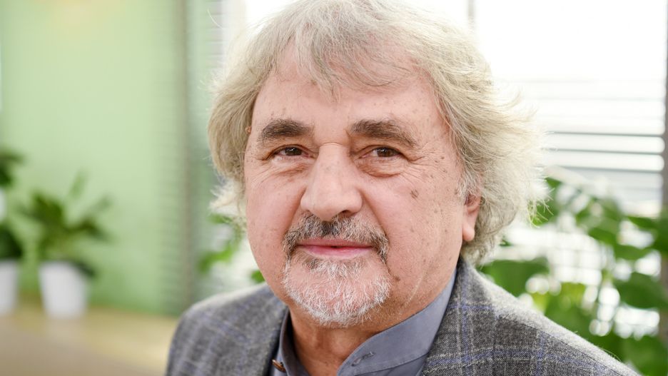 Koronawirus w Polsce. Prof. Zbigniew Nęcki radzi, jak wytrzymać w kwarantannie